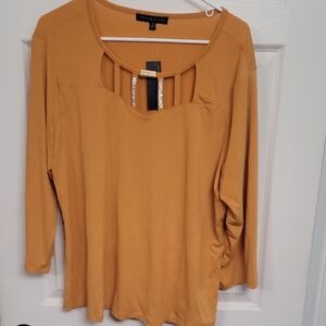 Elegant Mustard Top